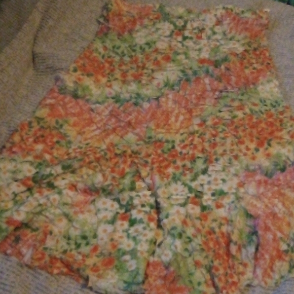 Ladies Idon Skirt - Picture 1 of 5